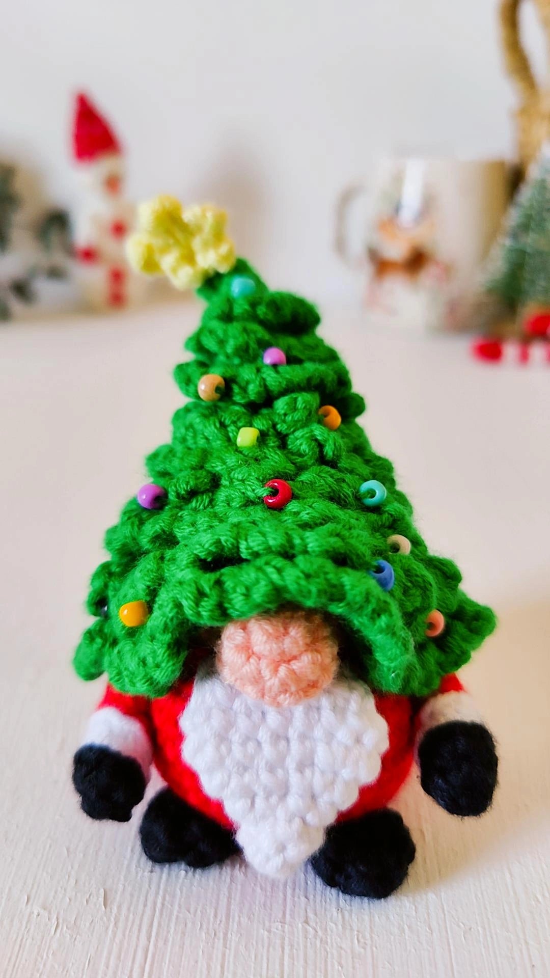 Gnome Claus Crochet Pattern