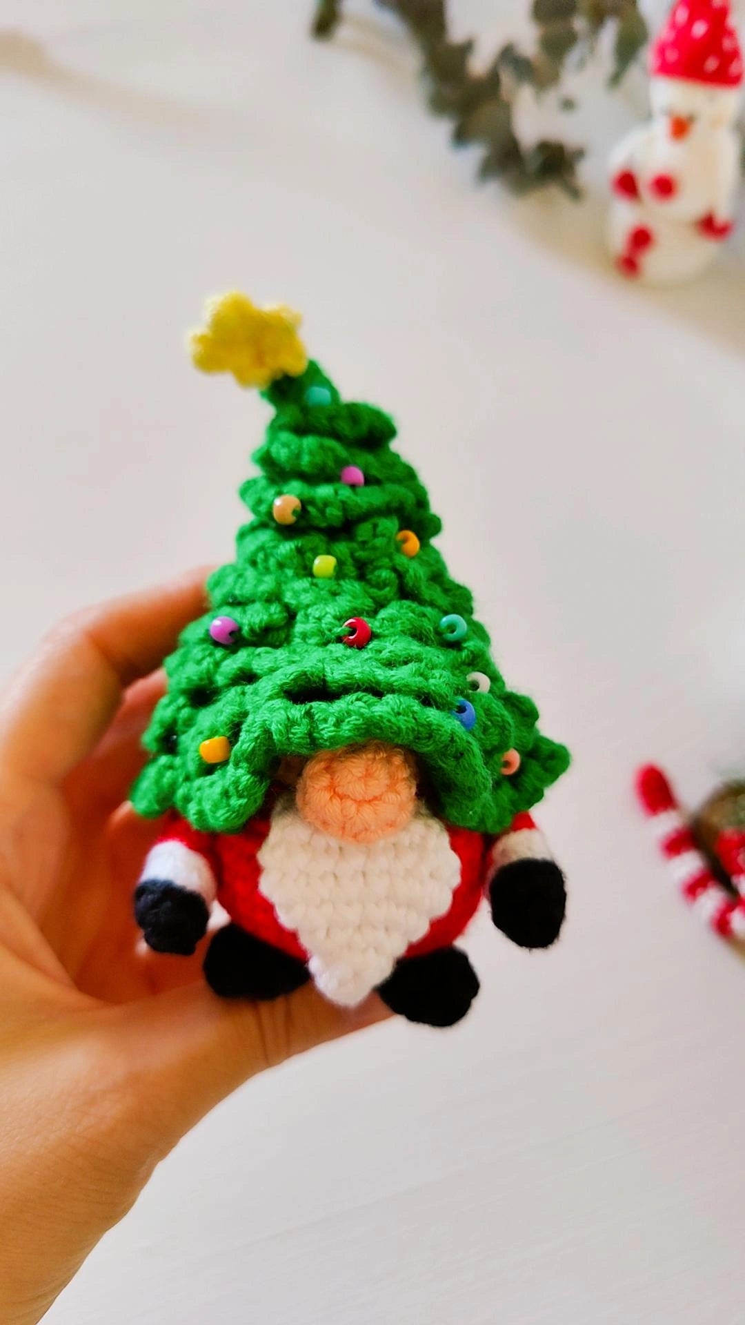 Gnome Claus Crochet Pattern