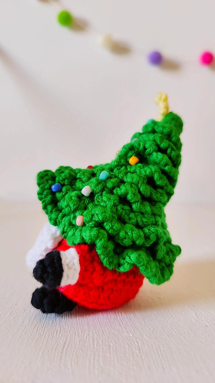 Gnome Claus Crochet Pattern